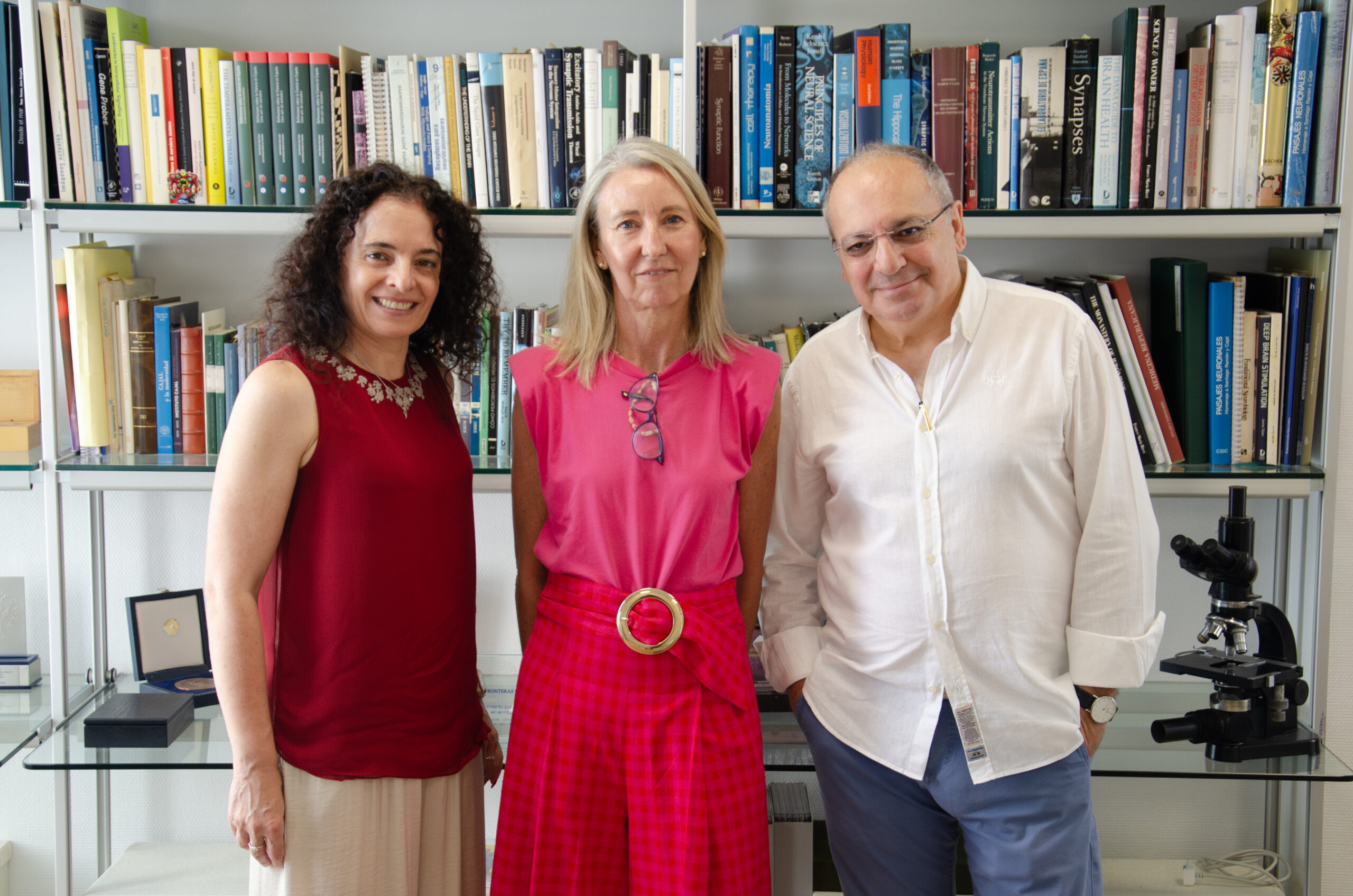 María Isabel Aller, Ana Valero Paternain i Juan Lerma, investigadors de l'IN-CSIC-UMH.