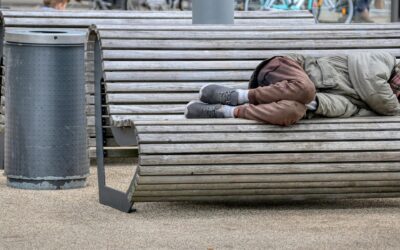Impulsan un proyecto pionero en España para mejorar la calidad del sueño de las personas sin hogar